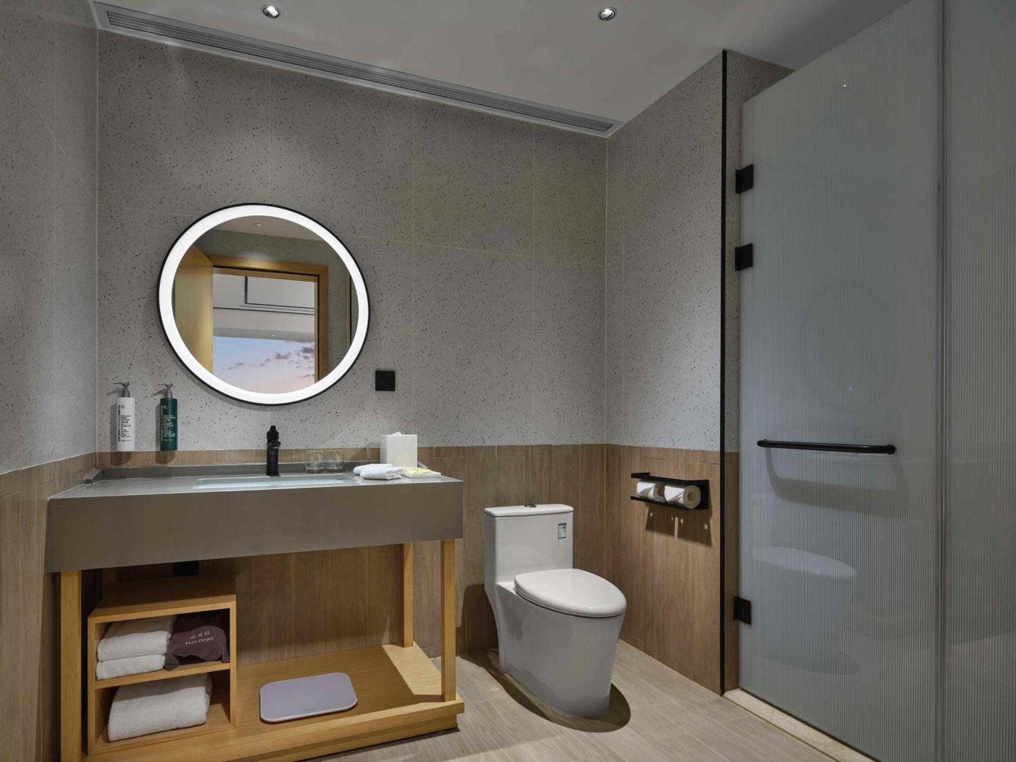 Hilton Garden Inn Tianjin Huayuan Екстер'єр фото