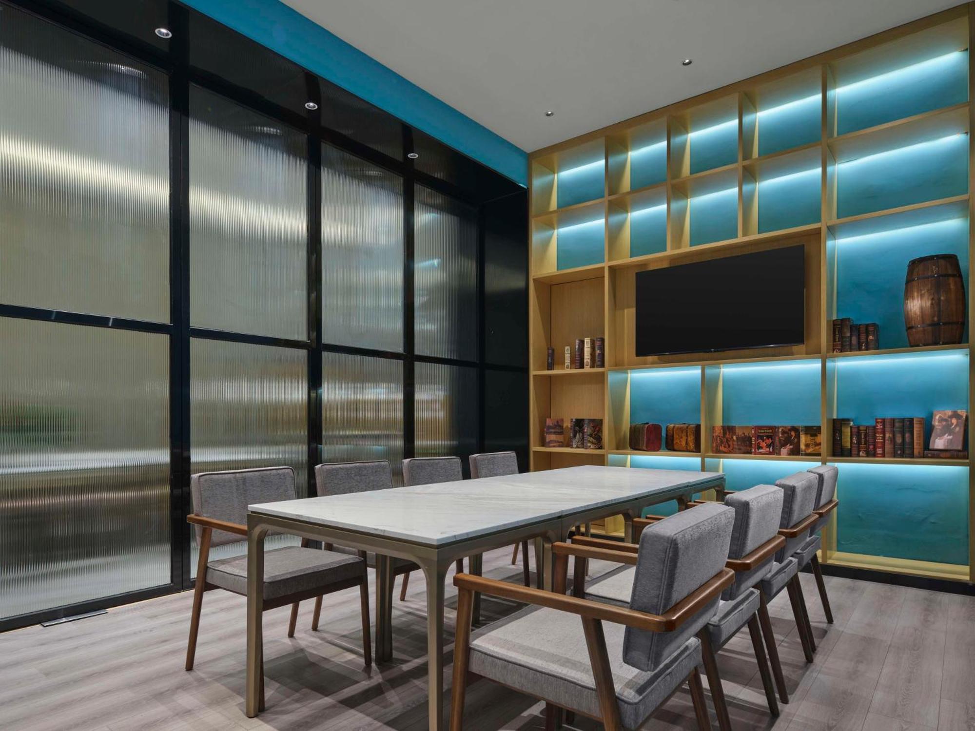 Hilton Garden Inn Tianjin Huayuan Екстер'єр фото